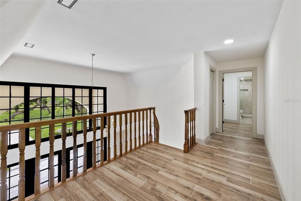 For Sale: $3,500,000 (5 beds, 5 baths, 5022 Square Feet)