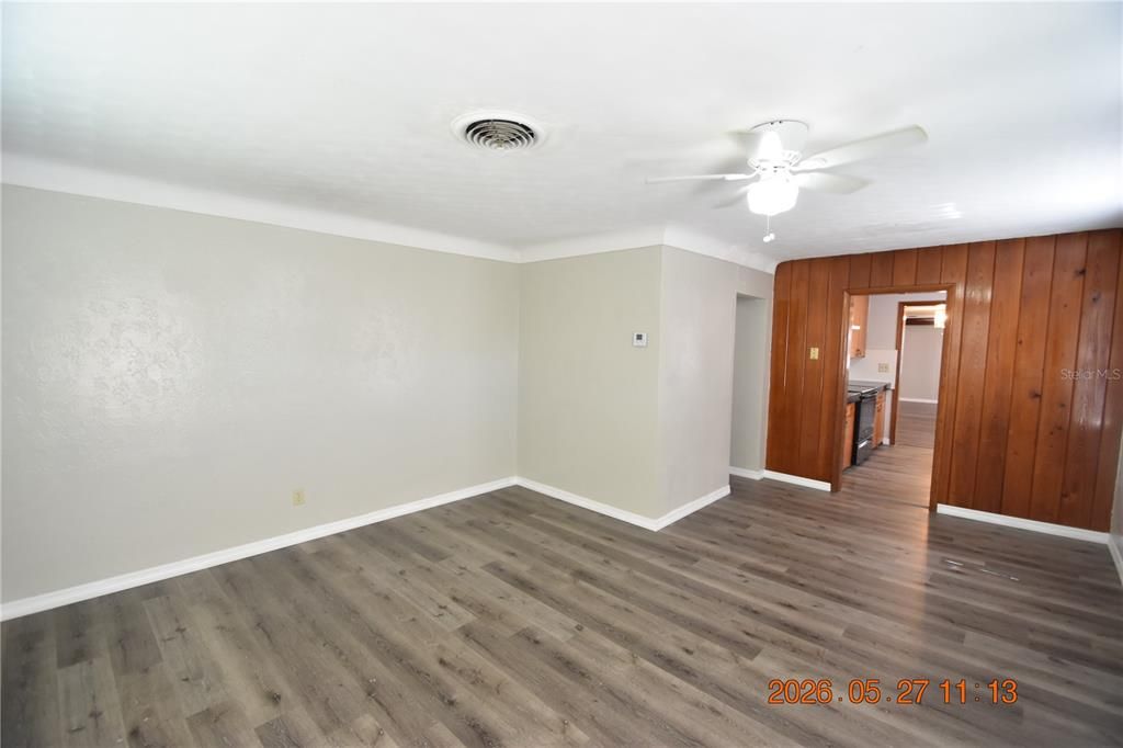 В аренду: $2,250 (4 спален, 2 ванн, 1608 Квадратных фут)
