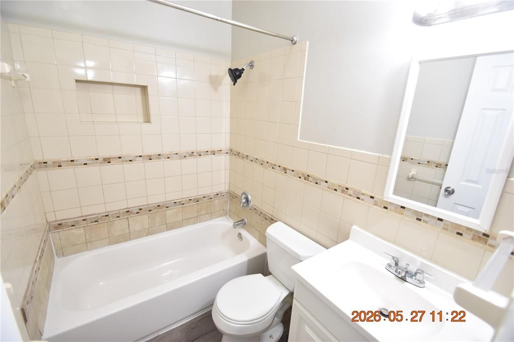 В аренду: $2,250 (4 спален, 2 ванн, 1608 Квадратных фут)