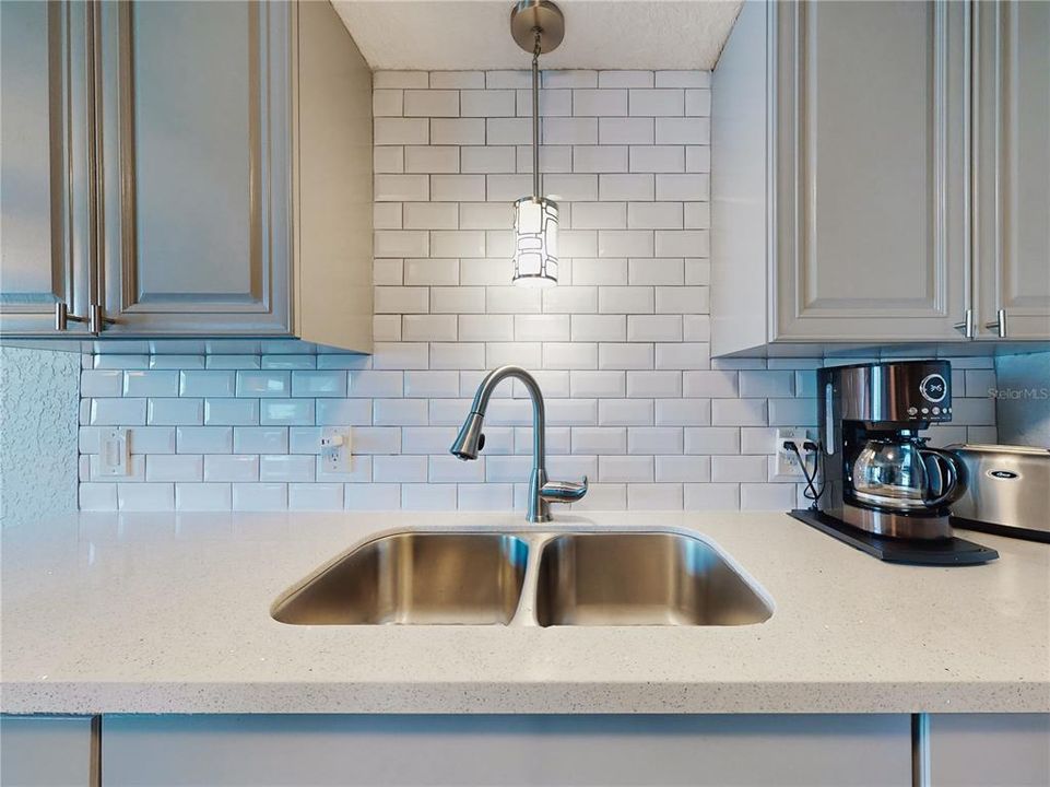 En Venta: $329,000 (2 camas, 1 baños, 840 Pies cuadrados)
