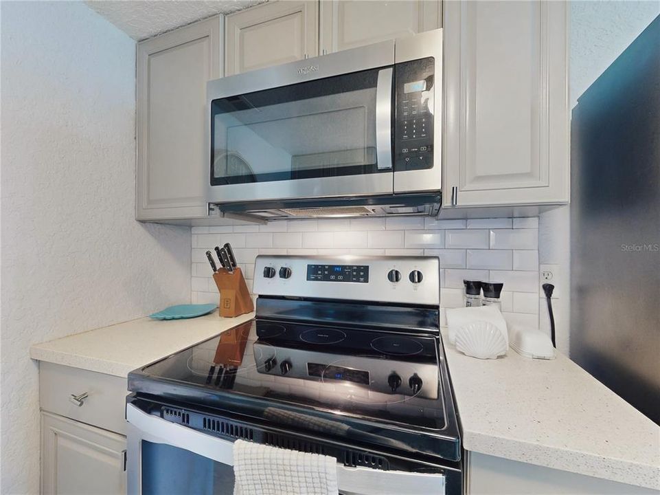 En Venta: $329,000 (2 camas, 1 baños, 840 Pies cuadrados)