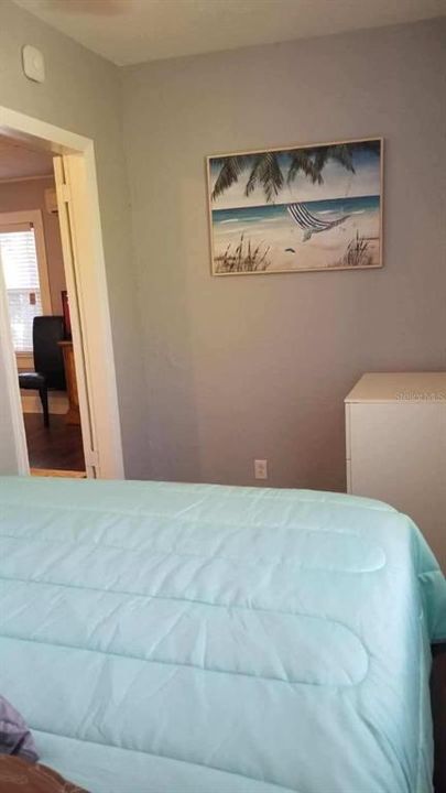 For Rent: $1,800 (1 beds, 1 baths, 690 Square Feet)