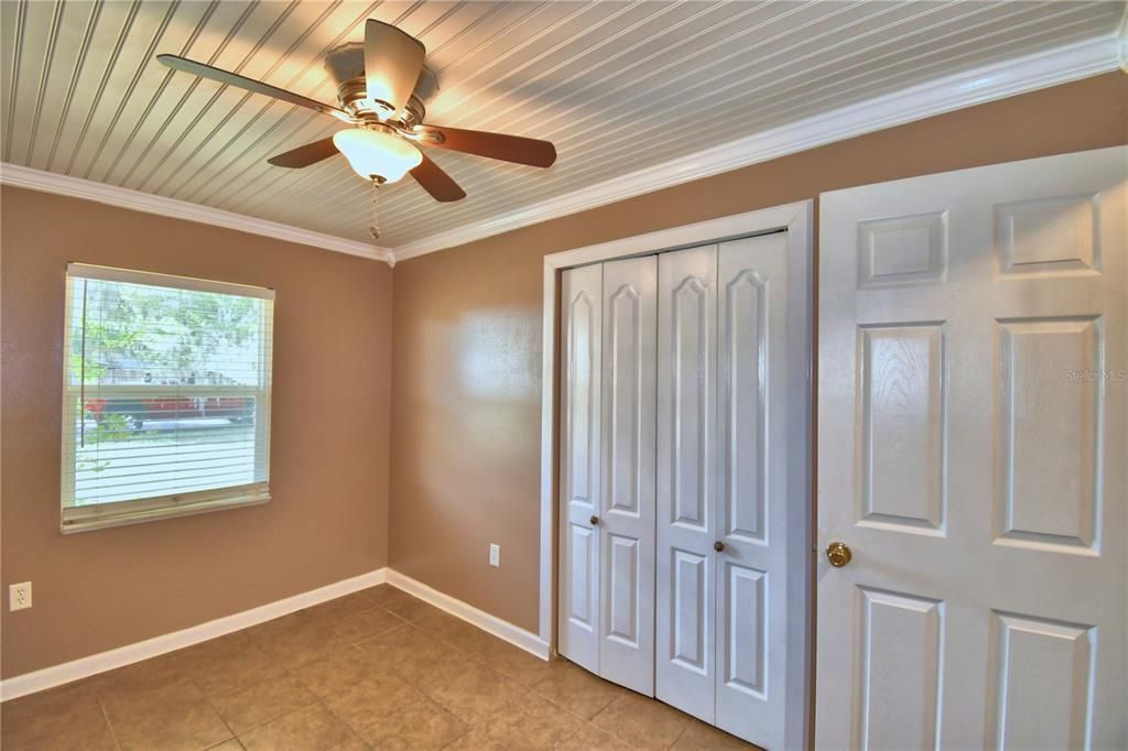 For Sale: $249,900 (3 beds, 1 baths, 1176 Square Feet)