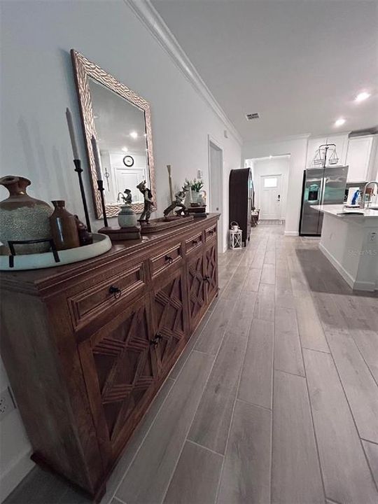 For Sale: $275,000 (2 beds, 2 baths, 1405 Square Feet)