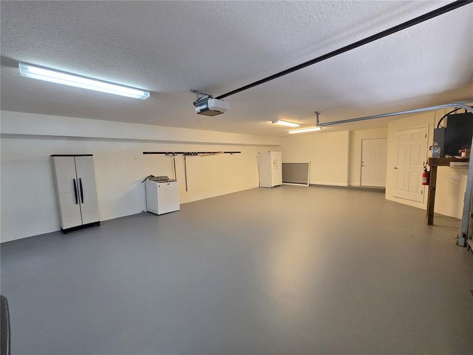 For Rent: $3,700 (2 beds, 2 baths, 1912 Square Feet)