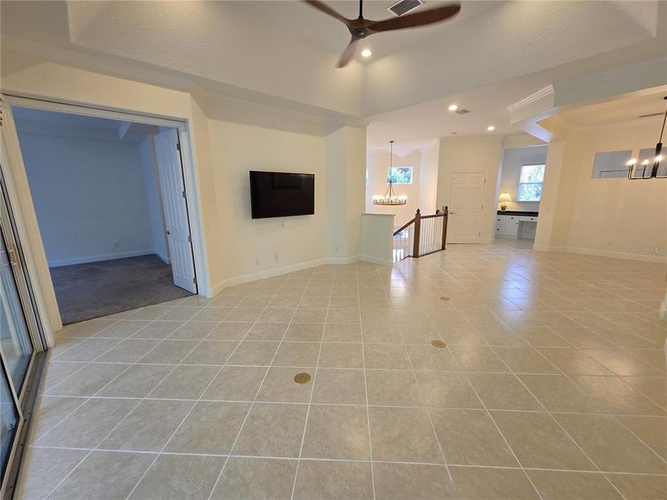 For Rent: $3,700 (2 beds, 2 baths, 1912 Square Feet)