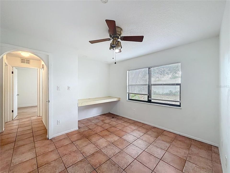 For Sale: $405,000 (3 beds, 2 baths, 1366 Square Feet)