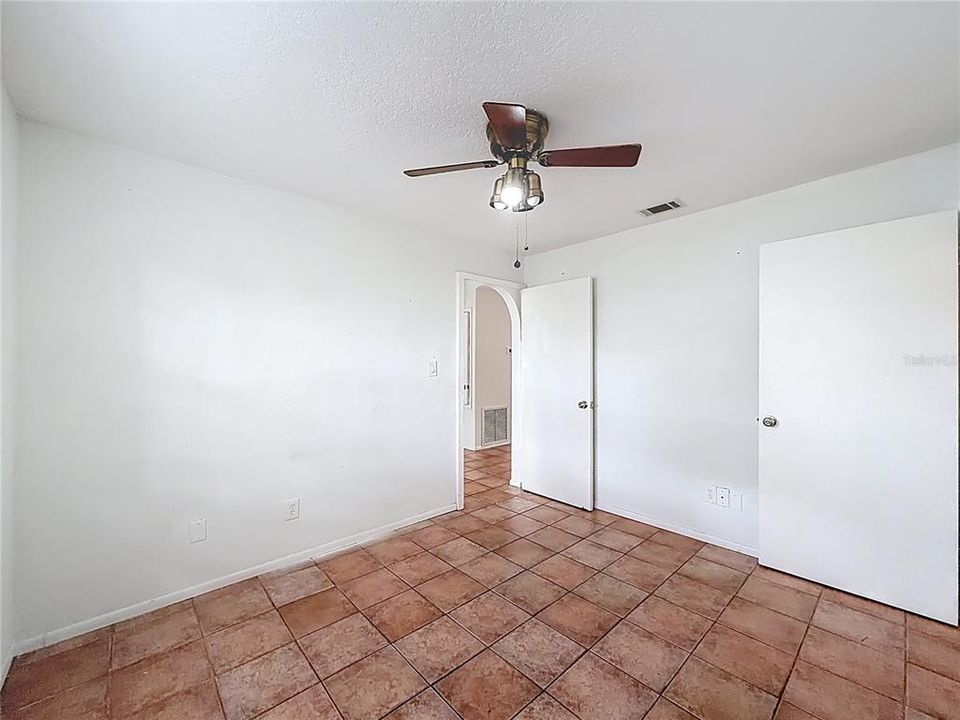 For Sale: $405,000 (3 beds, 2 baths, 1366 Square Feet)