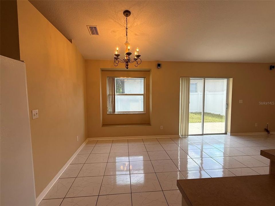 For Sale: $339,000 (4 beds, 2 baths, 1742 Square Feet)