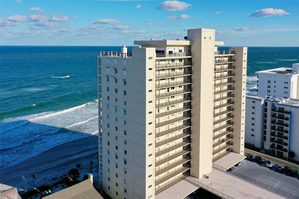 En Venta: $435,000 (2 camas, 2 baños, 1200 Pies cuadrados)