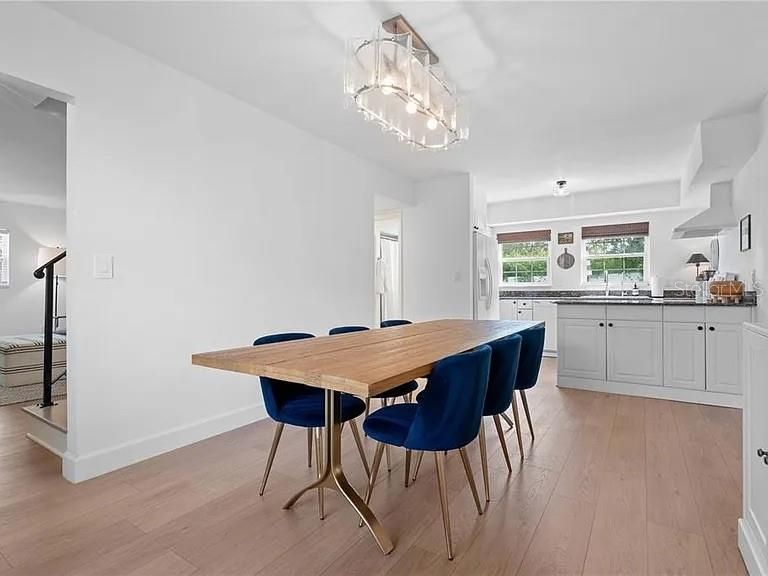 В аренду: $5,400 (4 спален, 2 ванн, 1440 Квадратных фут)