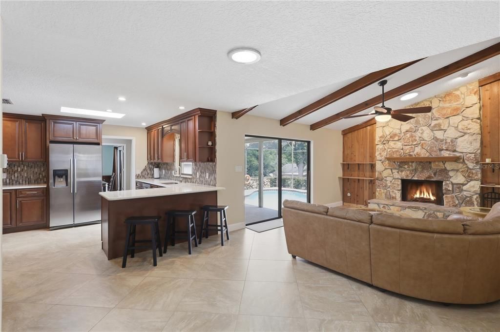 For Sale: $544,900 (4 beds, 2 baths, 2090 Square Feet)