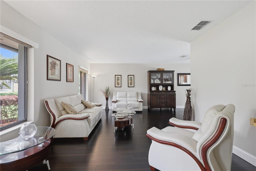 For Sale: $544,900 (4 beds, 2 baths, 2090 Square Feet)