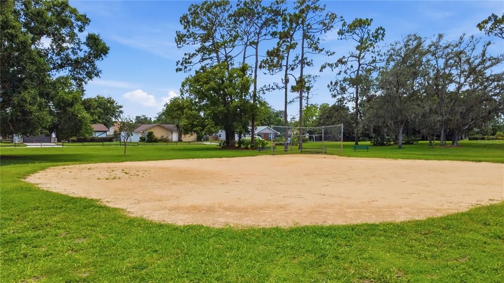 For Sale: $544,900 (4 beds, 2 baths, 2090 Square Feet)