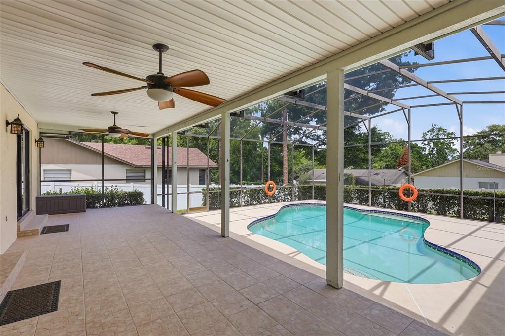 For Sale: $544,900 (4 beds, 2 baths, 2090 Square Feet)