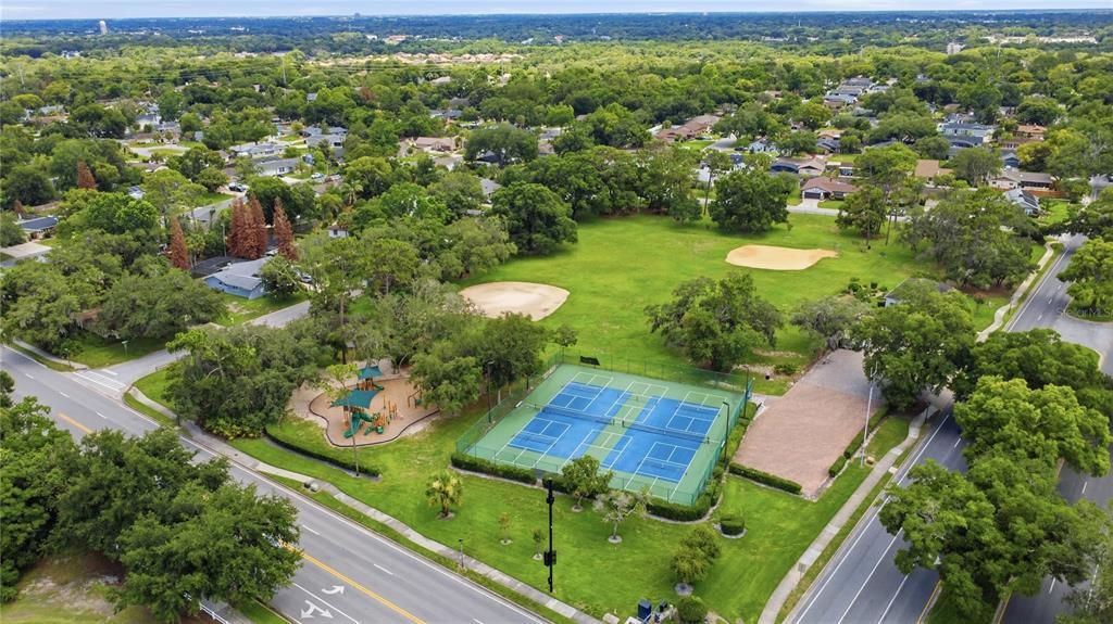 For Sale: $544,900 (4 beds, 2 baths, 2090 Square Feet)
