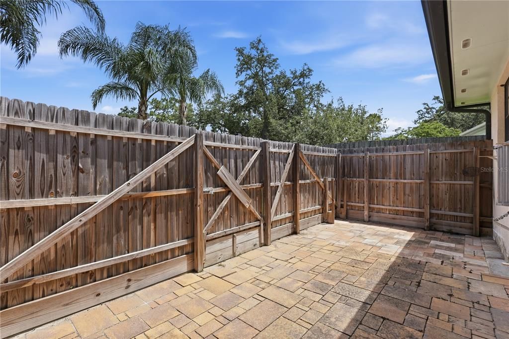 For Sale: $544,900 (4 beds, 2 baths, 2090 Square Feet)