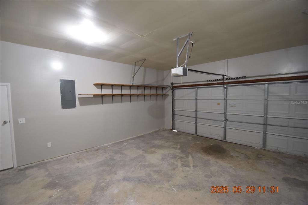 For Rent: $1,795 (4 beds, 2 baths, 1960 Square Feet)