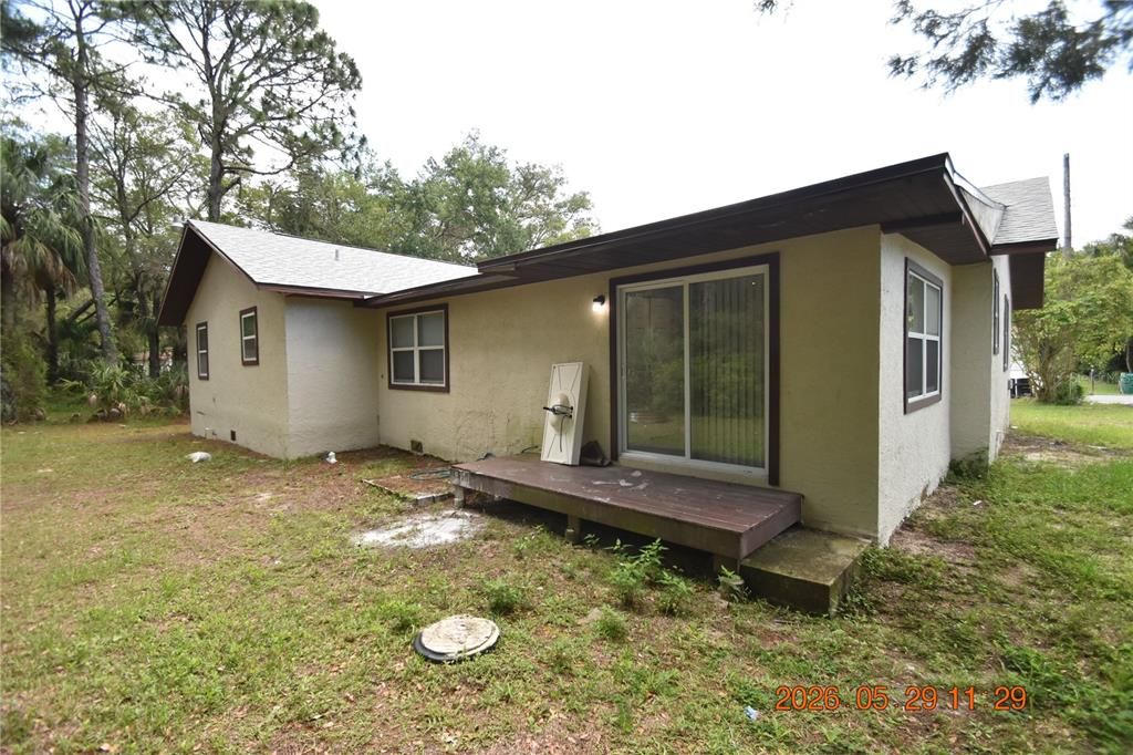 For Rent: $1,795 (4 beds, 2 baths, 1960 Square Feet)