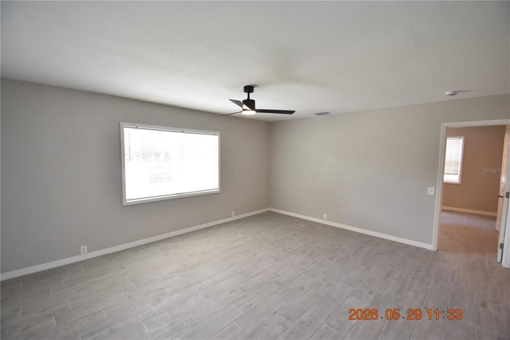 For Rent: $1,795 (4 beds, 2 baths, 1960 Square Feet)