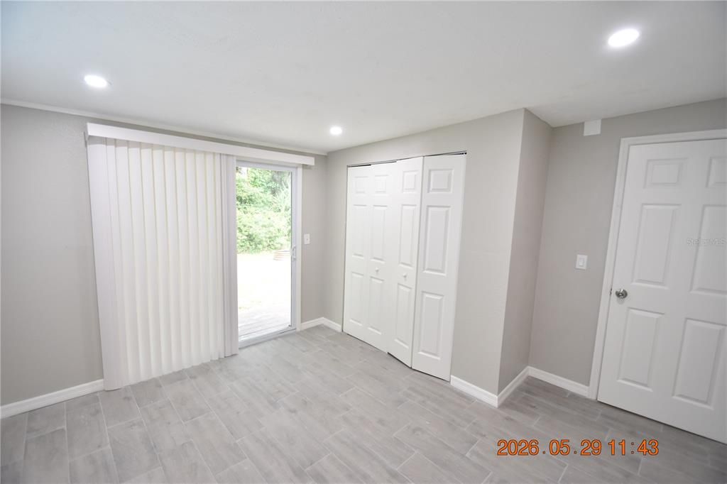 For Rent: $1,795 (4 beds, 2 baths, 1960 Square Feet)