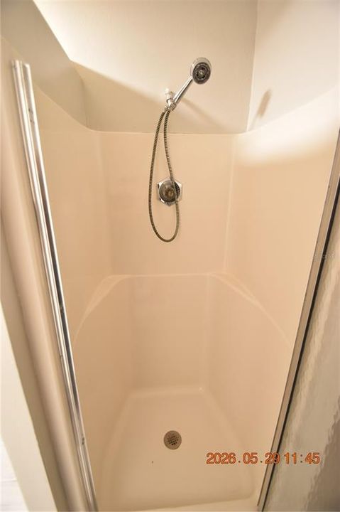 For Rent: $1,795 (4 beds, 2 baths, 1960 Square Feet)