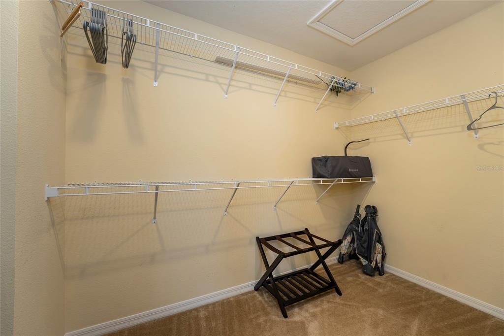 В аренду: $1,950 (3 спален, 2 ванн, 1834 Квадратных фут)