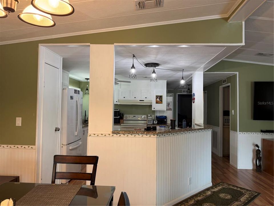 En Venta: $215,000 (2 camas, 2 baños, 1104 Pies cuadrados)