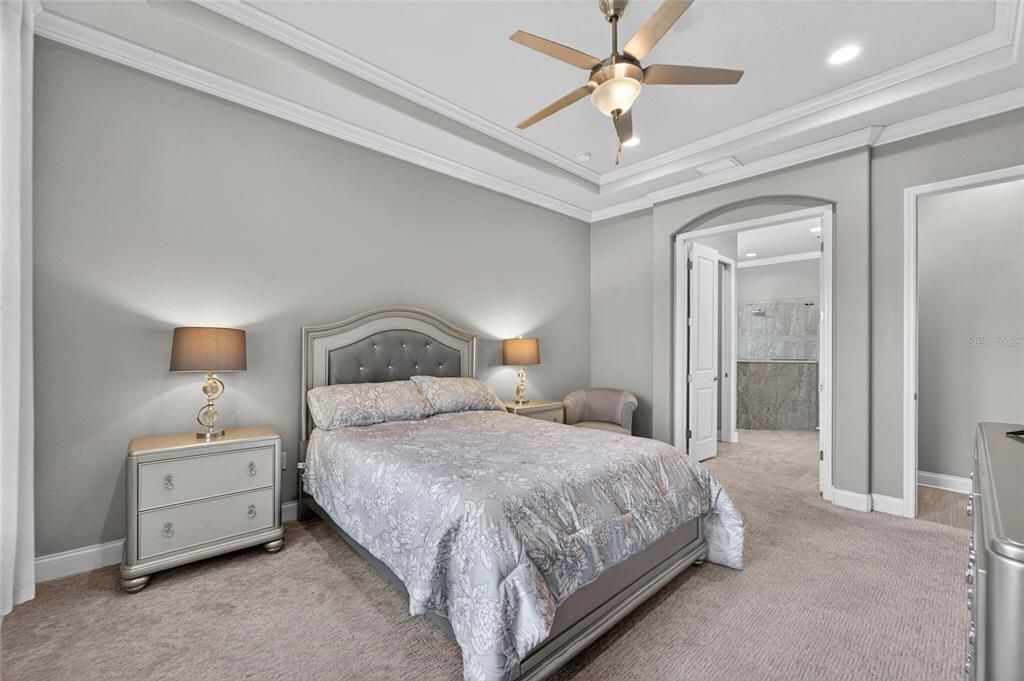 For Sale: $475,000 (4 beds, 2 baths, 2269 Square Feet)