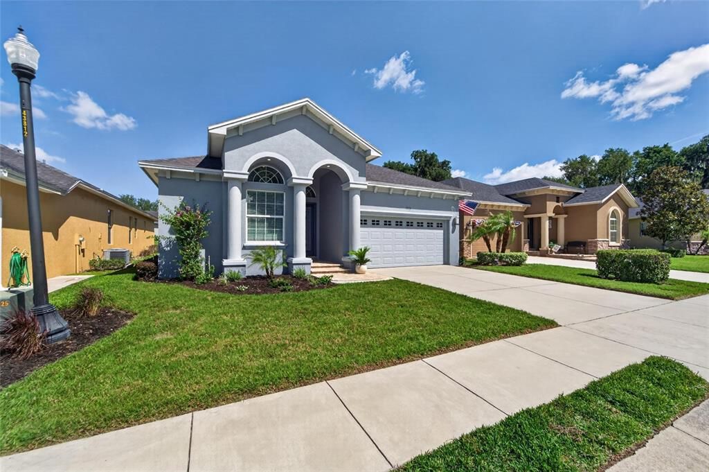 For Sale: $475,000 (4 beds, 2 baths, 2269 Square Feet)