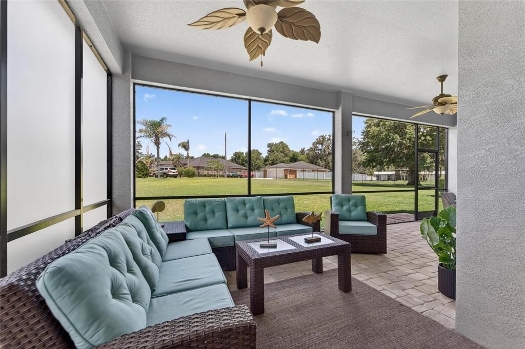 For Sale: $475,000 (4 beds, 2 baths, 2269 Square Feet)