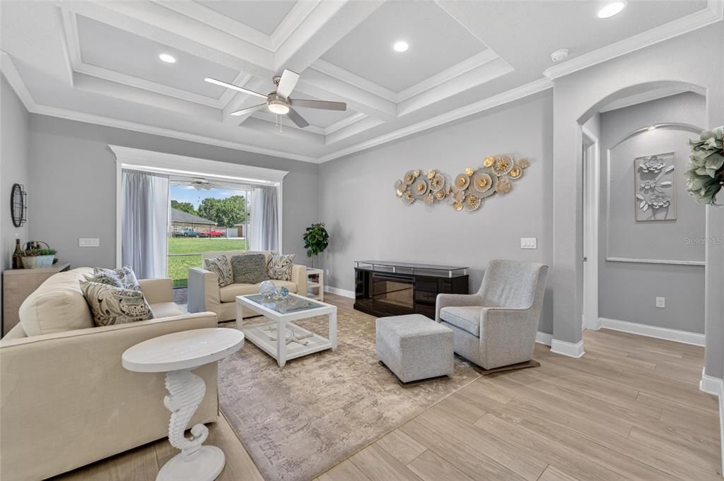 For Sale: $475,000 (4 beds, 2 baths, 2269 Square Feet)