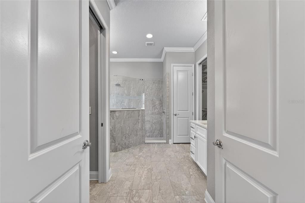 For Sale: $475,000 (4 beds, 2 baths, 2269 Square Feet)