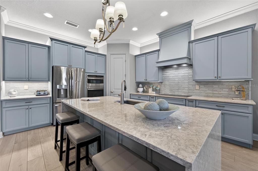 For Sale: $475,000 (4 beds, 2 baths, 2269 Square Feet)
