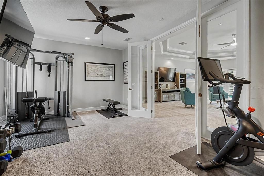 For Sale: $1,185,000 (5 beds, 3 baths, 4794 Square Feet)