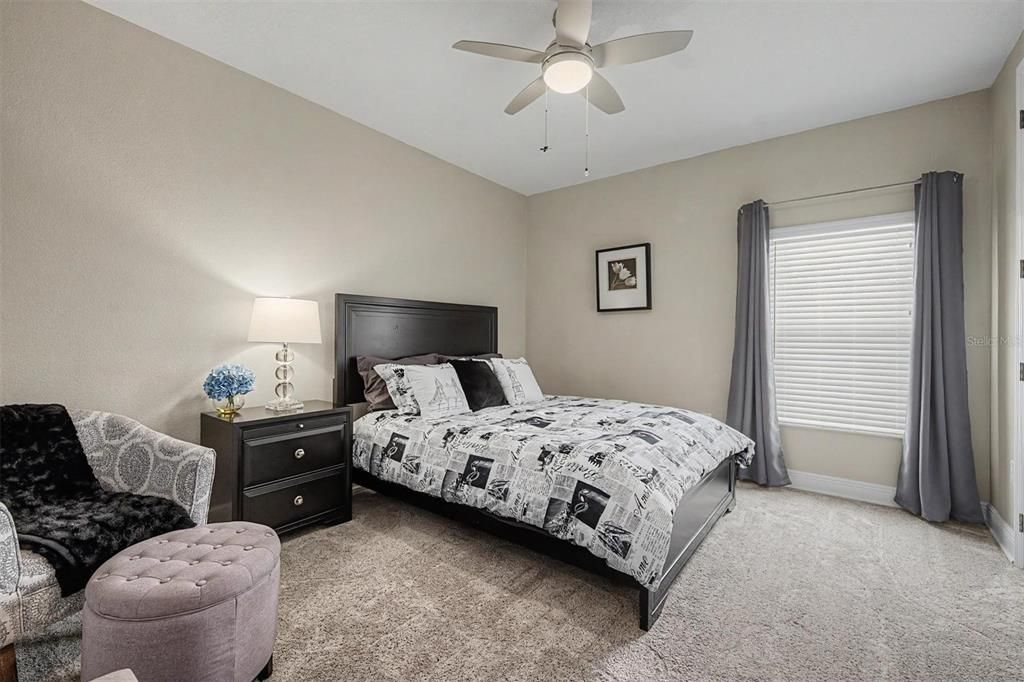 For Sale: $1,185,000 (5 beds, 3 baths, 4794 Square Feet)