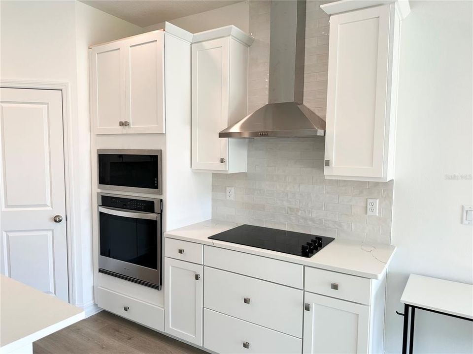 For Rent: $2,499 (3 beds, 3 baths, 1856 Square Feet)