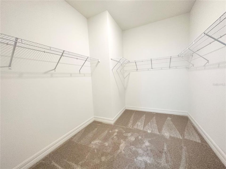 For Rent: $2,499 (3 beds, 3 baths, 1856 Square Feet)