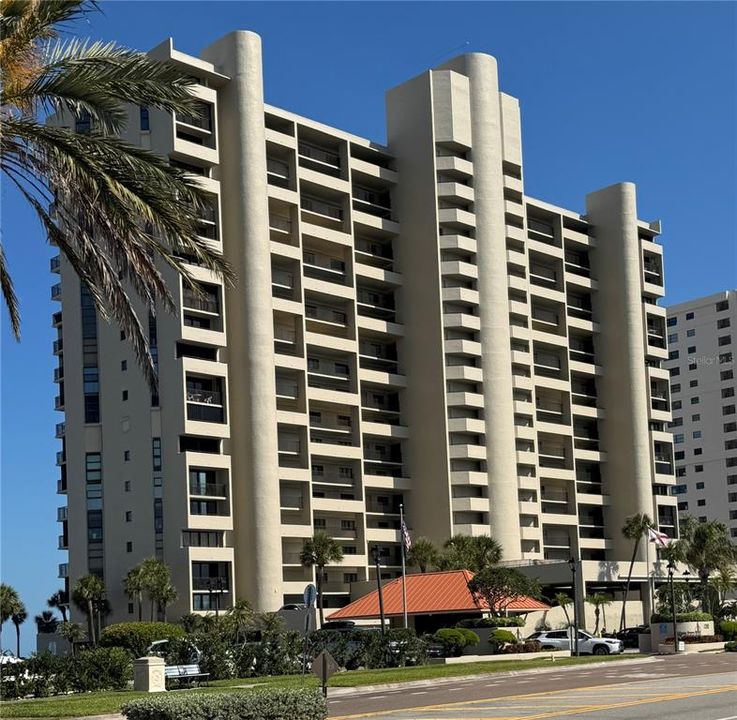 En Venta: $995,000 (2 camas, 2 baños, 1135 Pies cuadrados)
