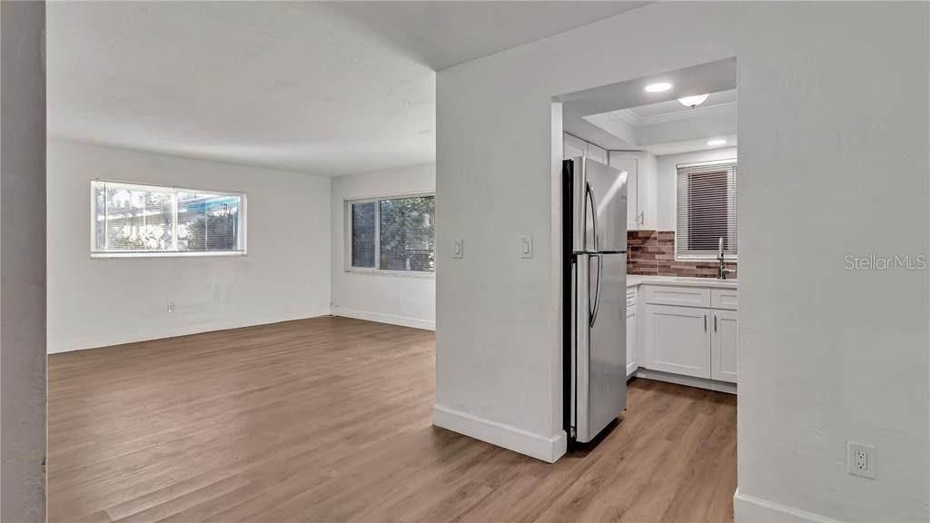 For Rent: $1,799 (2 beds, 2 baths, 1100 Square Feet)
