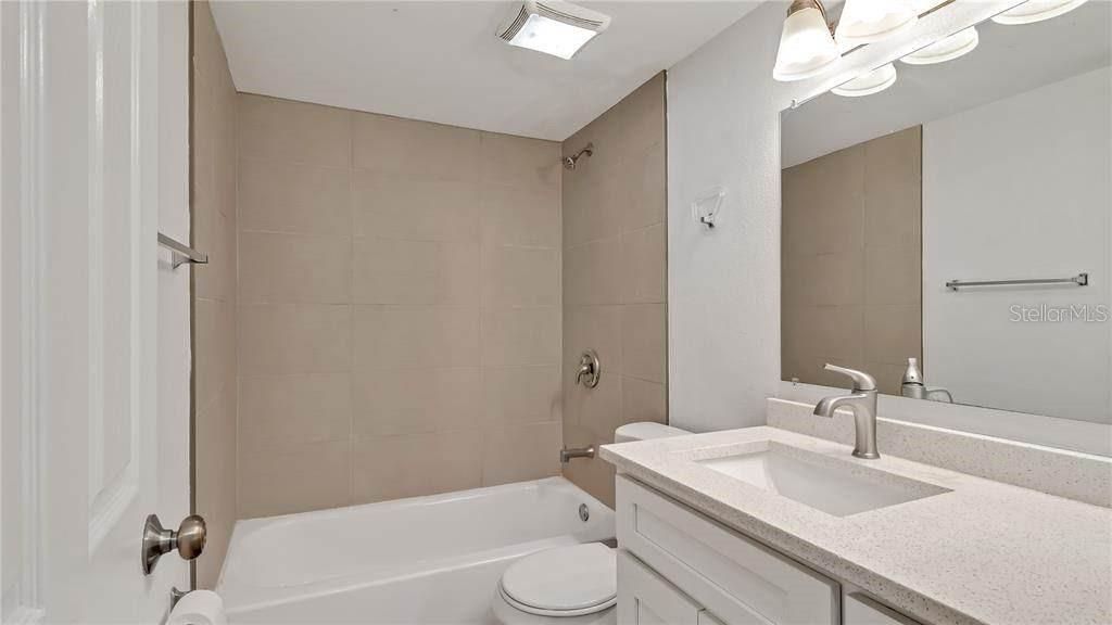 For Rent: $1,799 (2 beds, 2 baths, 1100 Square Feet)