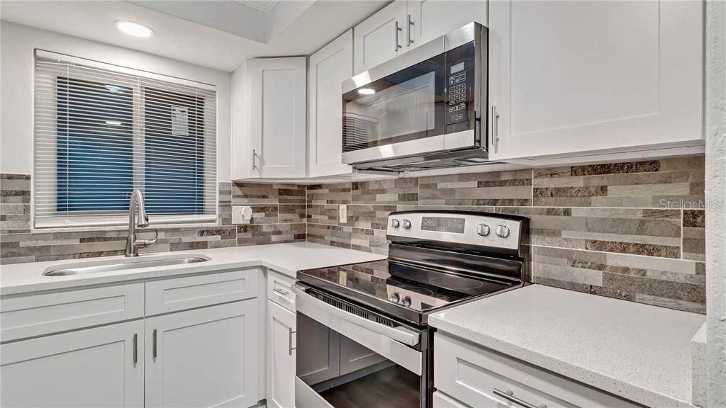 For Rent: $1,799 (2 beds, 2 baths, 1100 Square Feet)
