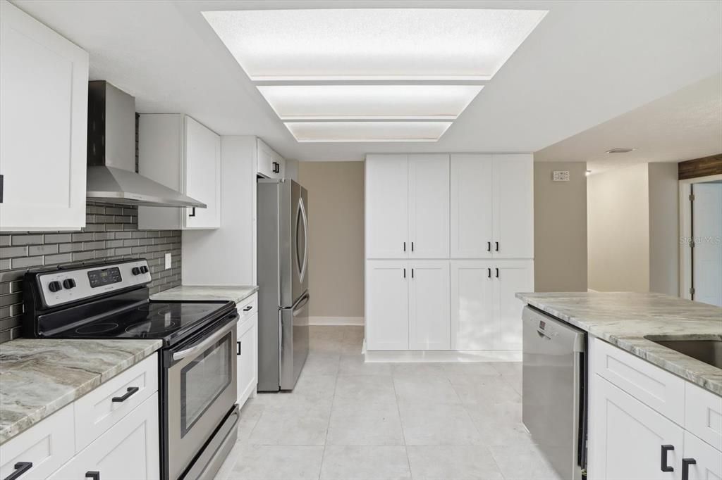 En Venta: $395,000 (3 camas, 2 baños, 1859 Pies cuadrados)
