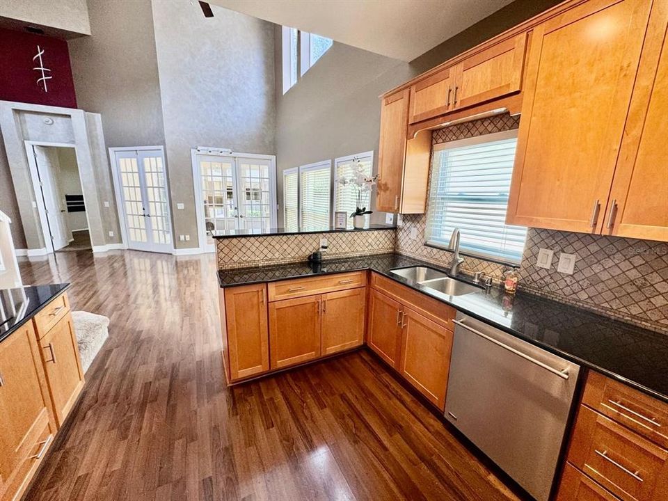 En Renta: $3,500 (3 camas, 2 baños, 2241 Pies cuadrados)
