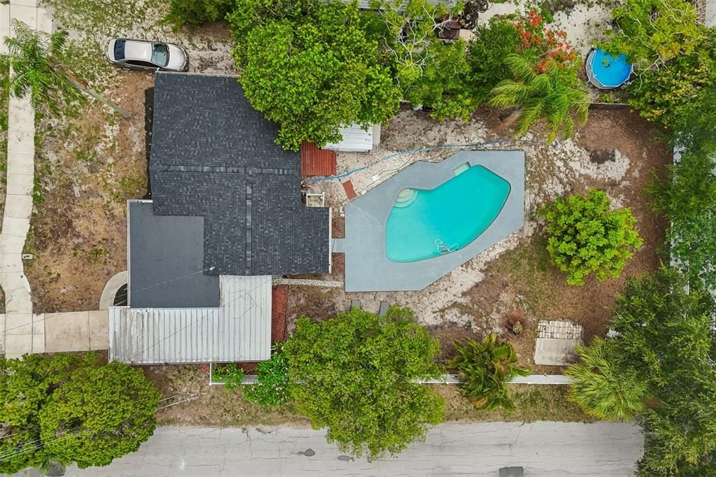For Sale: $339,000 (2 beds, 1 baths, 1028 Square Feet)