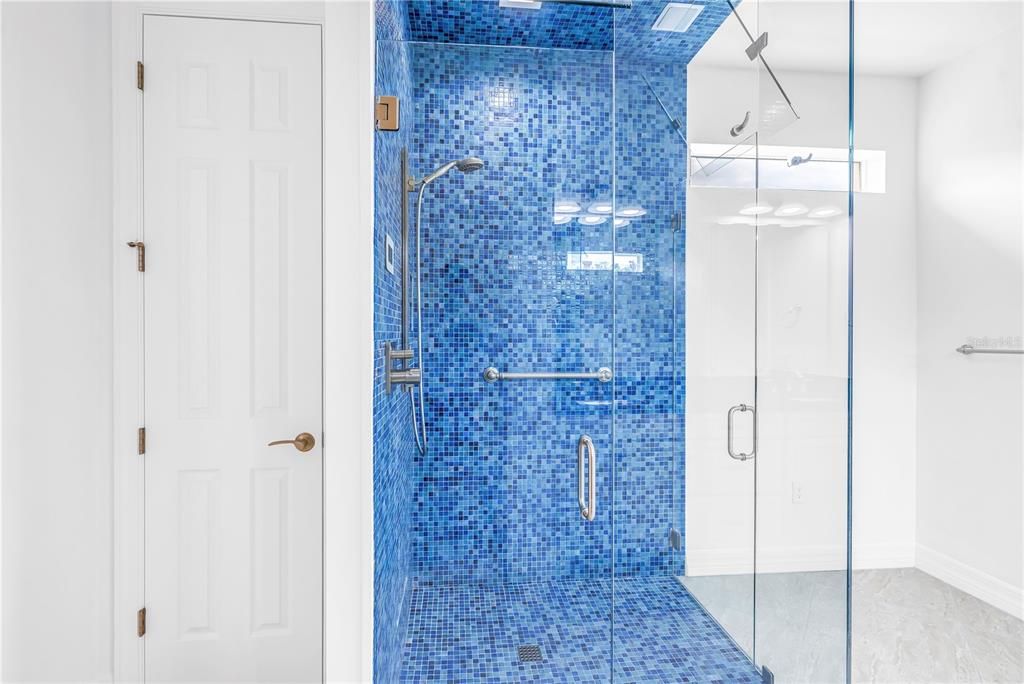 В аренду: $3,500 (3 спален, 2 ванн, 1992 Квадратных фут)