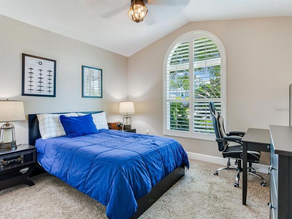 For Sale: $575,000 (3 beds, 2 baths, 1720 Square Feet)