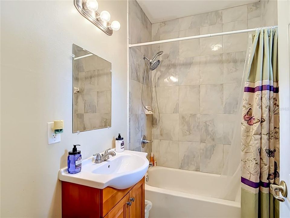 En Venta: $475,000 (3 camas, 2 baños, 1388 Pies cuadrados)