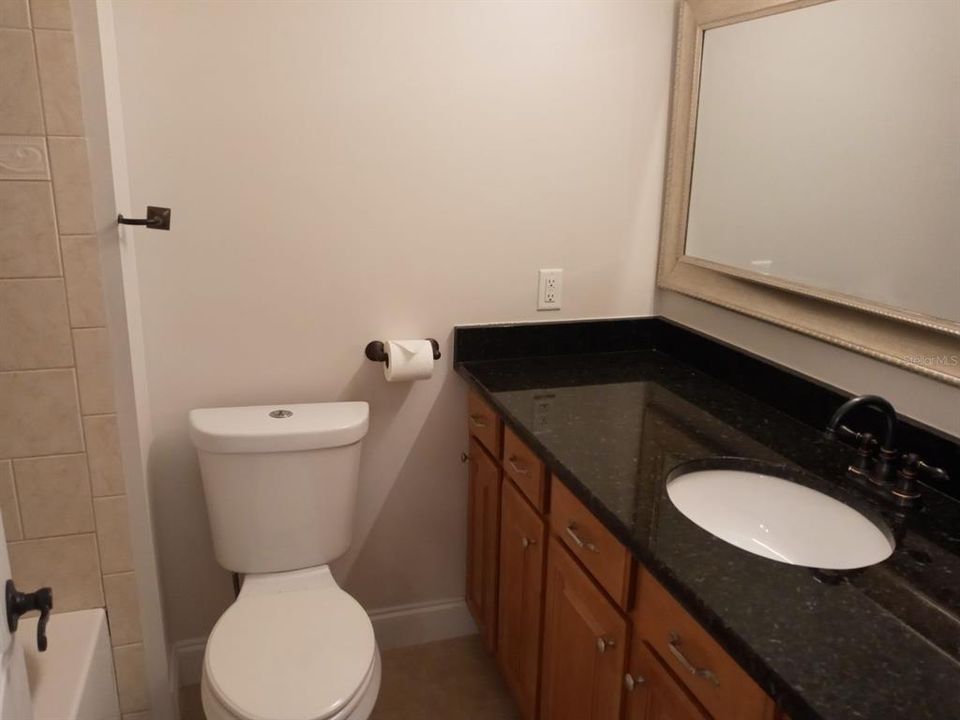 For Rent: $1,750 (2 beds, 2 baths, 1252 Square Feet)