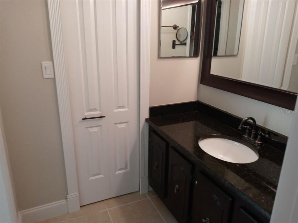 For Rent: $1,750 (2 beds, 2 baths, 1252 Square Feet)